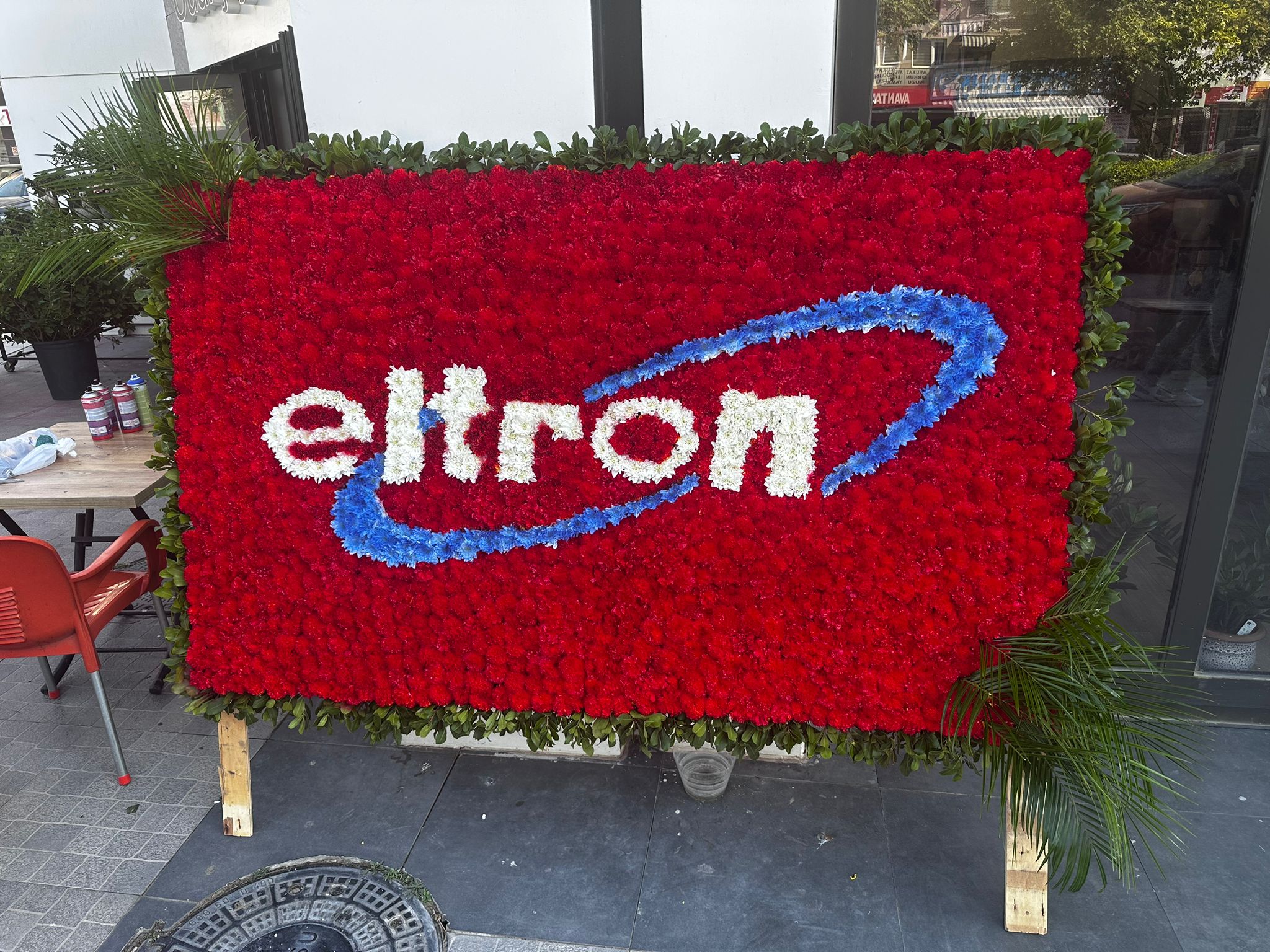 120x200 Büyük Boy Logolu Canlı Pano Çelenk