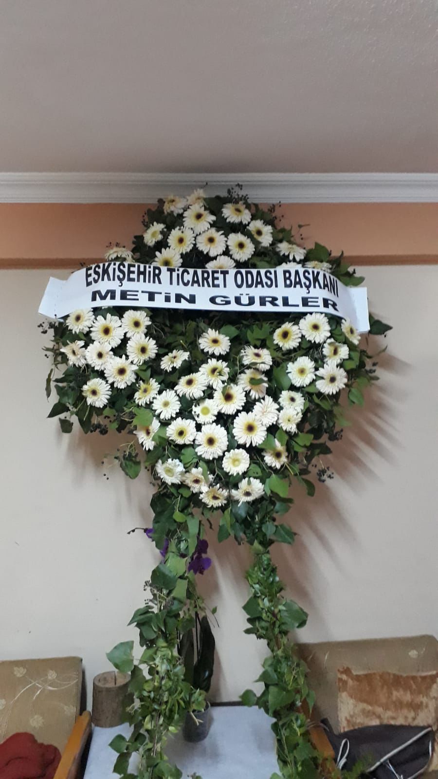 Büyük Model Merasim Çelenk